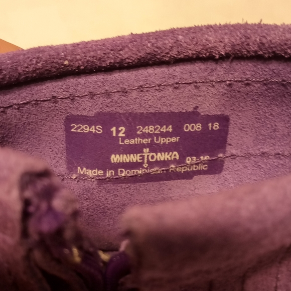 Minnetonka moccasins children's double fringe ankle boot purple size 12 - Picture 5 of 7